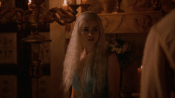 extant_GameOfThrones_2x05-TheGhostOfHarrenhal_5312