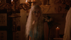 extant_GameOfThrones_2x05-TheGhostOfHarrenhal_5315