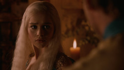 extant_GameOfThrones_2x05-TheGhostOfHarrenhal_5341