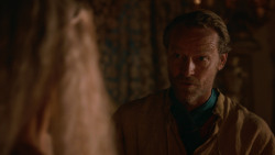 extant_GameOfThrones_2x05-TheGhostOfHarrenhal_5344
