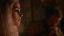 extant_GameOfThrones_2x05-TheGhostOfHarrenhal_5369