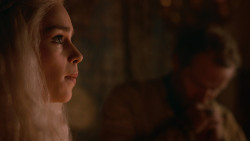 extant_GameOfThrones_2x05-TheGhostOfHarrenhal_5370