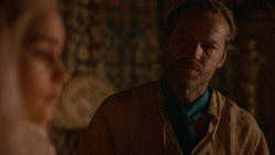 extant_GameOfThrones_2x05-TheGhostOfHarrenhal_5396