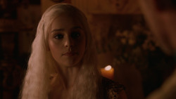 extant_GameOfThrones_2x05-TheGhostOfHarrenhal_5432