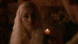 extant_GameOfThrones_2x05-TheGhostOfHarrenhal_5433
