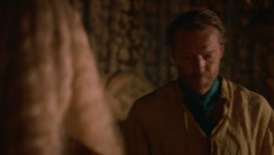 extant_GameOfThrones_2x05-TheGhostOfHarrenhal_5447