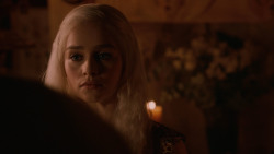 extant_GameOfThrones_2x05-TheGhostOfHarrenhal_5448