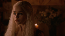 extant_GameOfThrones_2x05-TheGhostOfHarrenhal_5450