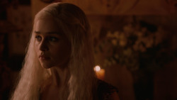 extant_GameOfThrones_2x05-TheGhostOfHarrenhal_5451
