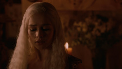 extant_GameOfThrones_2x05-TheGhostOfHarrenhal_5454