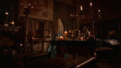 extant_GameOfThrones_2x05-TheGhostOfHarrenhal_5462