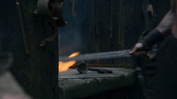extant_GameOfThrones_2x05-TheGhostOfHarrenhal_5474