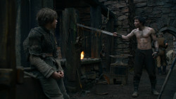 extant_GameOfThrones_2x05-TheGhostOfHarrenhal_5499