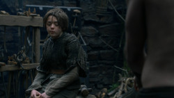 extant_GameOfThrones_2x05-TheGhostOfHarrenhal_5505