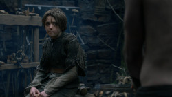 extant_GameOfThrones_2x05-TheGhostOfHarrenhal_5508