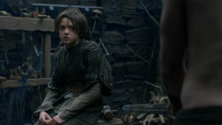 extant_GameOfThrones_2x05-TheGhostOfHarrenhal_5512
