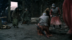 extant_GameOfThrones_2x05-TheGhostOfHarrenhal_5540