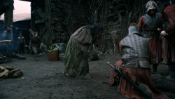 extant_GameOfThrones_2x05-TheGhostOfHarrenhal_5544