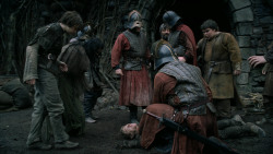 extant_GameOfThrones_2x05-TheGhostOfHarrenhal_5549