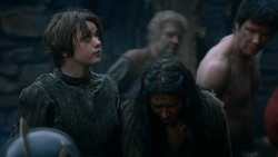 extant_GameOfThrones_2x05-TheGhostOfHarrenhal_5568