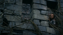 extant_GameOfThrones_2x05-TheGhostOfHarrenhal_5573