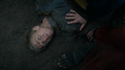 extant_GameOfThrones_2x05-TheGhostOfHarrenhal_5590