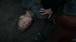 extant_GameOfThrones_2x05-TheGhostOfHarrenhal_5591