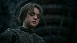 extant_GameOfThrones_2x05-TheGhostOfHarrenhal_5599