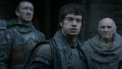extant_GameOfThrones_2x06-TheOldGodsAndTheNew_0282