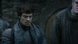 extant_GameOfThrones_2x06-TheOldGodsAndTheNew_0455