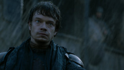 extant_GameOfThrones_2x06-TheOldGodsAndTheNew_0820