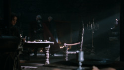 extant_GameOfThrones_2x06-TheOldGodsAndTheNew_1391