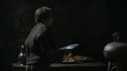 extant_GameOfThrones_2x06-TheOldGodsAndTheNew_1505