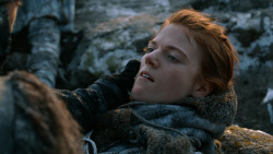 extant_GameOfThrones_2x06-TheOldGodsAndTheNew_1992