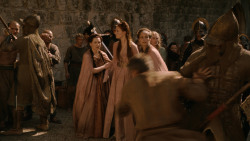 extant_GameOfThrones_2x06-TheOldGodsAndTheNew_2636