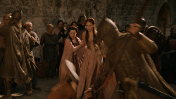 extant_GameOfThrones_2x06-TheOldGodsAndTheNew_2637
