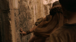 extant_GameOfThrones_2x06-TheOldGodsAndTheNew_2803
