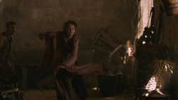 extant_GameOfThrones_2x06-TheOldGodsAndTheNew_2892