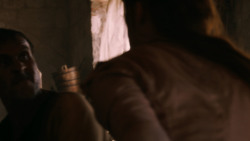 extant_GameOfThrones_2x06-TheOldGodsAndTheNew_2898
