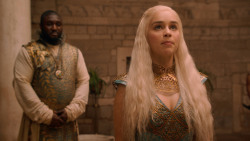 extant_GameOfThrones_2x06-TheOldGodsAndTheNew_3256