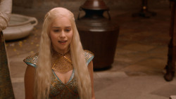 extant_GameOfThrones_2x06-TheOldGodsAndTheNew_3323