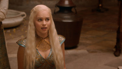 extant_GameOfThrones_2x06-TheOldGodsAndTheNew_3325