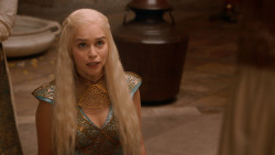 extant_GameOfThrones_2x06-TheOldGodsAndTheNew_3411