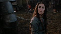 extant_GameOfThrones_2x06-TheOldGodsAndTheNew_4202