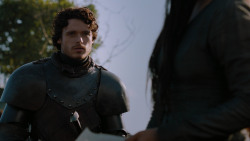 extant_GameOfThrones_2x06-TheOldGodsAndTheNew_4215