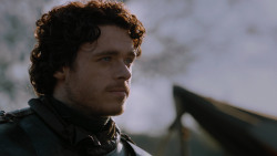 extant_GameOfThrones_2x06-TheOldGodsAndTheNew_4234