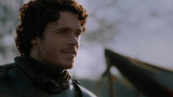 extant_GameOfThrones_2x06-TheOldGodsAndTheNew_4244
