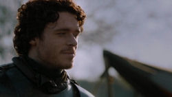 extant_GameOfThrones_2x06-TheOldGodsAndTheNew_4245