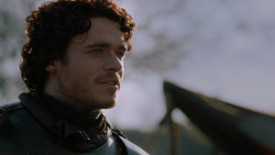 extant_GameOfThrones_2x06-TheOldGodsAndTheNew_4246
