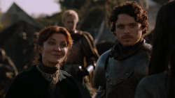 extant_GameOfThrones_2x06-TheOldGodsAndTheNew_4374